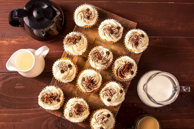 Cupcakes mit Kaffeebohnen