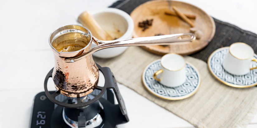 Zubereitung Mokka mit einer SOY Cezve Zubereitung Mokka mit einer SOY Cezve