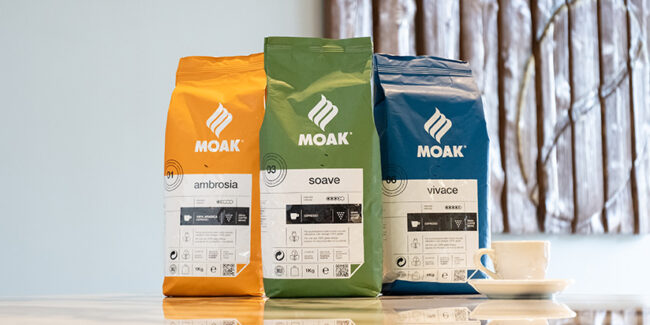 Produktvergleich MOAK Kaffee Drei Kaffeepackungen